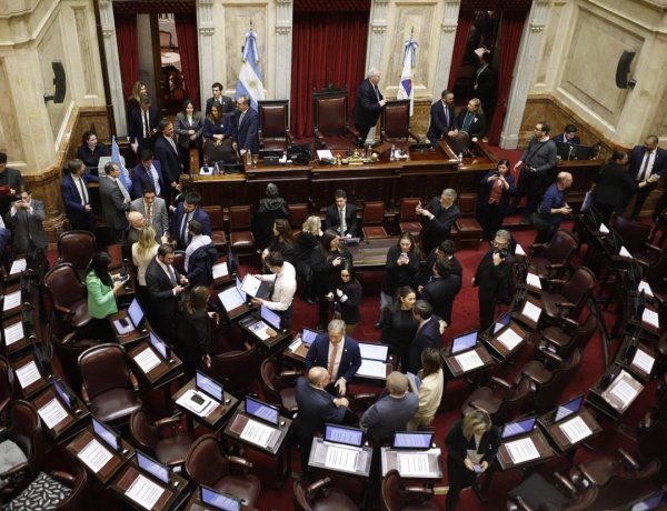 El Senado aprobó la reforma de la Carta Orgánica del Banco Central y el proyecto vuelve a Diputados