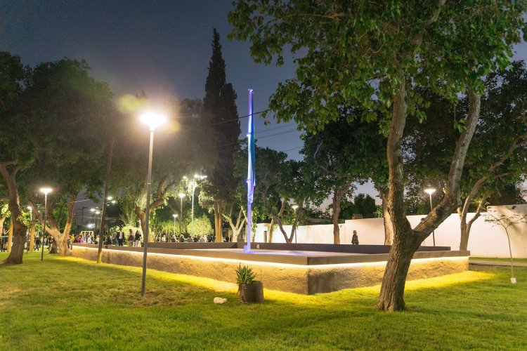 La Ciudad continúa con la limpieza de plazas y espacios verdes del sector norte