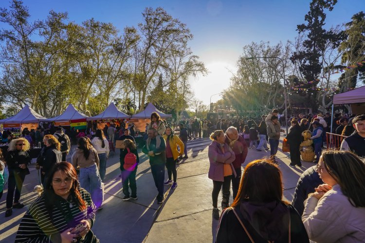 Sabores, danzas y tradiciones: San Juan celebró la riqueza de sus colectividades en el Festival del Inmigrante