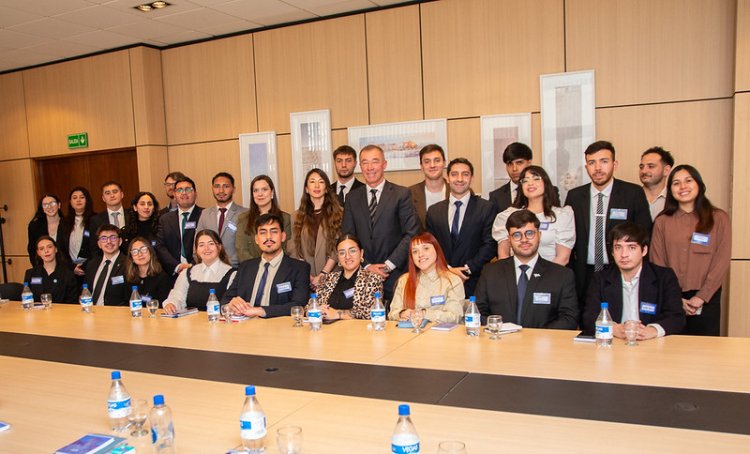 Fabián Martín recibió a jóvenes que se preparan para participar del Seminario País Federal 2026