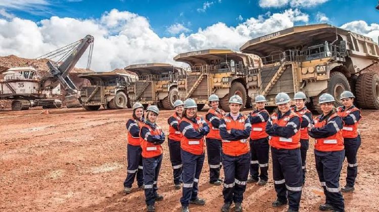 Las mujeres lideran la formación técnica en los departamentos mineros