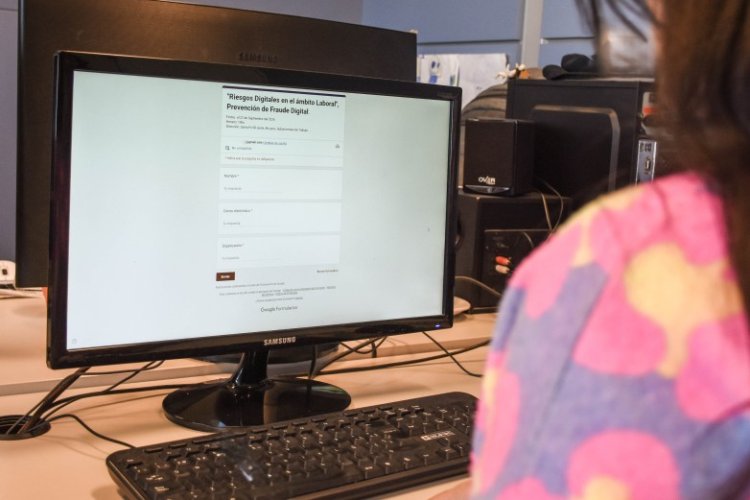 Empresas y trabajadores podrán capacitarse sobre riesgos digitales en el ámbito laboral