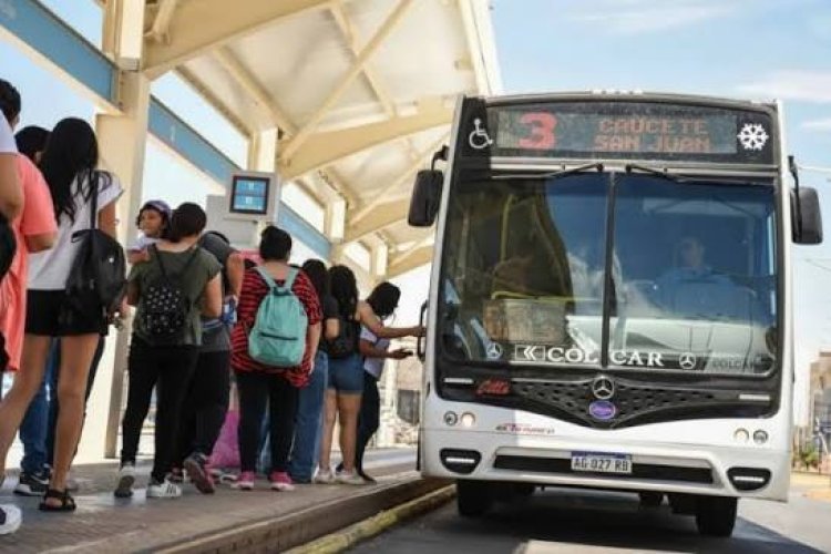 El Boleto Escolar Gratuito seguirá vigente este lunes