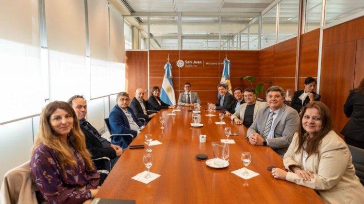 San Juan lanzó un programa de asistencia financiera para pequeños productores mineros