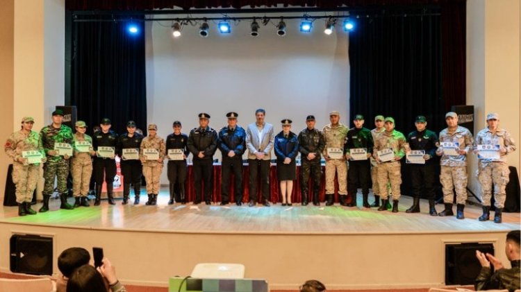 Efectivos de la Policía completaron una nueva formación en Caballería
