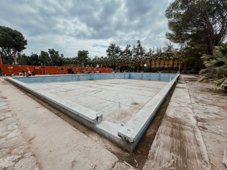El Intendente Matías Espejo anunció la recuperación integral de la pileta municipal del Camping El Vivero