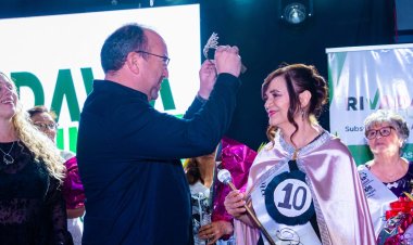 Rivadavia coronó a su nueva Reina del Adulto Mayor en una noche llena de emoción y alegría