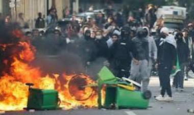 Francia: 450.000 personas se movilizan en protestas estudiantiles