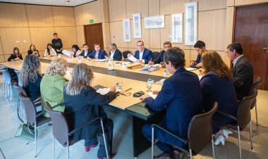 Diputados analizan proyectos educativos y convenios del Ejecutivo