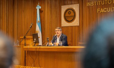 La transformación del transporte provincial fue presentada en una jornada internacional