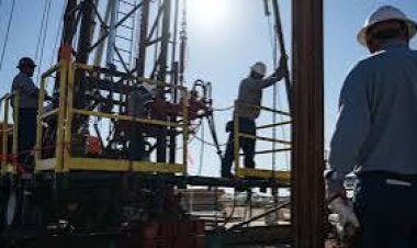 El petróleo se dispara a US$111