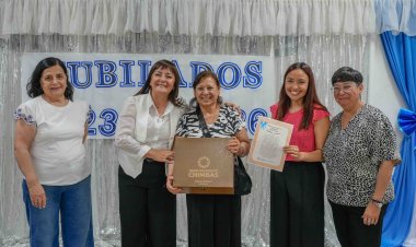 Chimbas reconoció a 37 trabajadores municipales jubilados entre 2023 y 2026