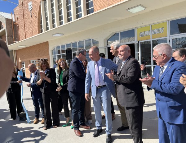 La Feria Provincial de la Cultura Popular y el Libro continúa con sus actividades con normalidad