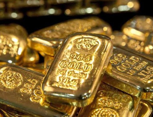 El precio del oro cotiza arriba de US$4200, mientras el petróleo aleja el rebrote de la inflación