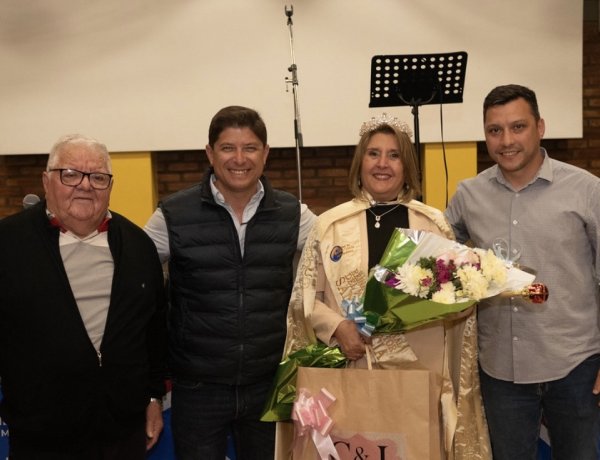 Santa Lucía eligió a Rosa Beatriz Taillant como Reina del Adulto Mayor 2026