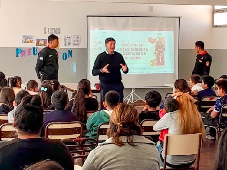 La Municipalidad de Jáchal avanzó en formación preventiva con jornadas en Huaco sobre prevención sísmica