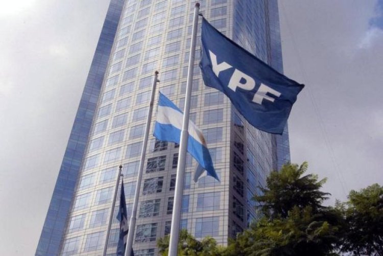 YPF producirá por primera vez combustible sustentable para aviones y ya tiene comprador