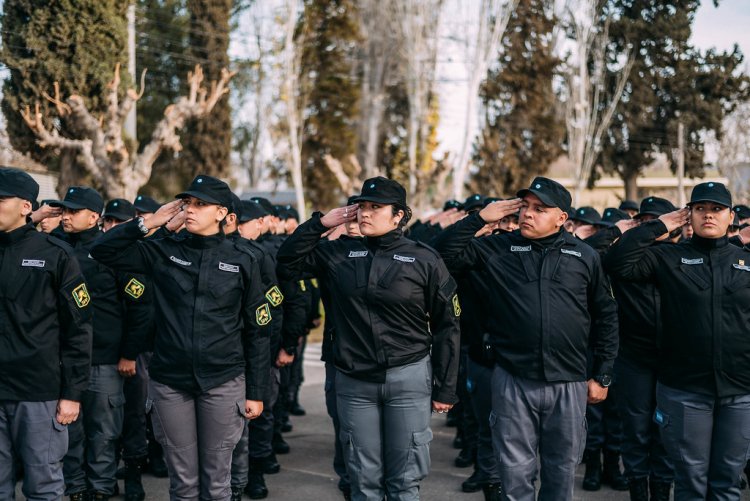 Orrego autorizó el ascenso de 250 efectivos del Servicio Penitenciario de San Juan