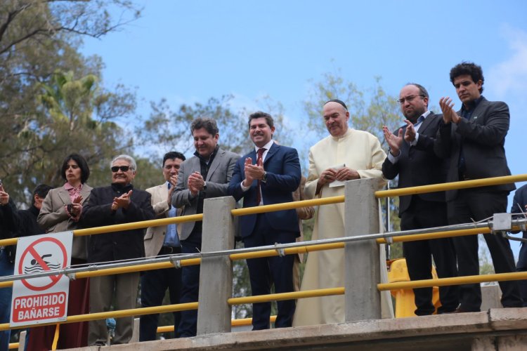 Orrego encabezó la tradicional Bendición de las Aguas en el Partidor San Emiliano