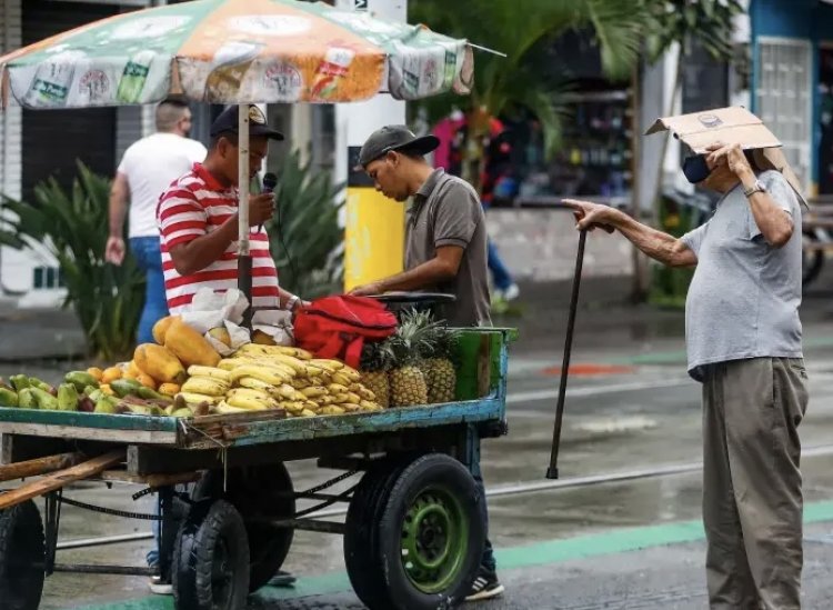 La informalidad laboral alcanza al 45% de los trabajadores en Argentina durante 2026