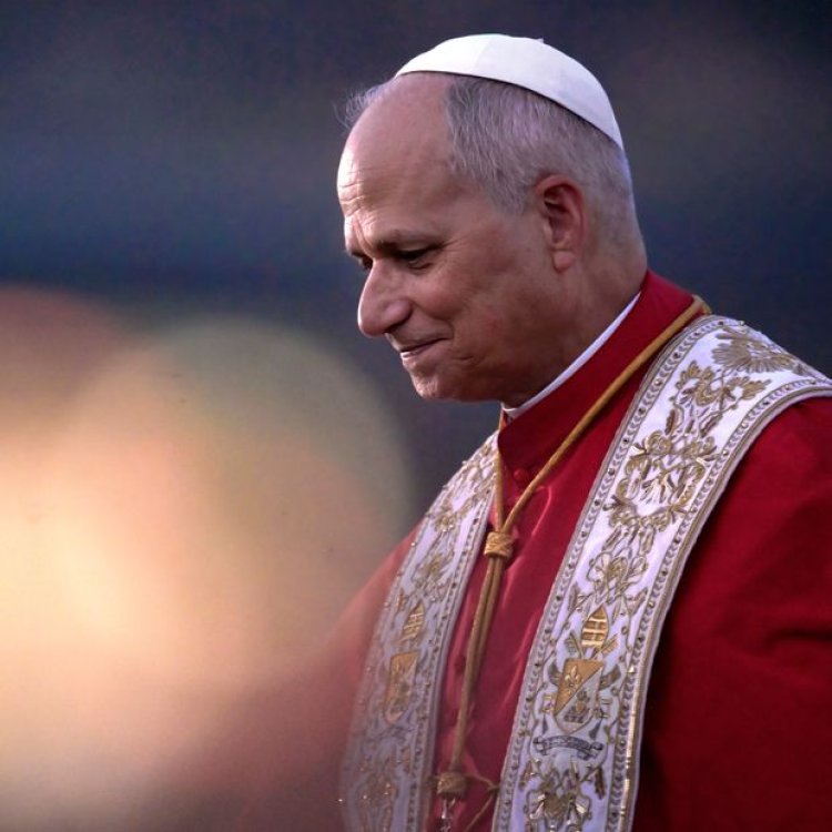 El Papa León XIV fue operado con "éxito" de un tumor maligno