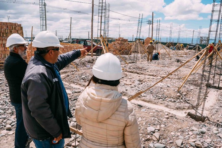 Daniela Rodríguez recorrió las obras del nuevo Polideportivo Techado de Chimbas