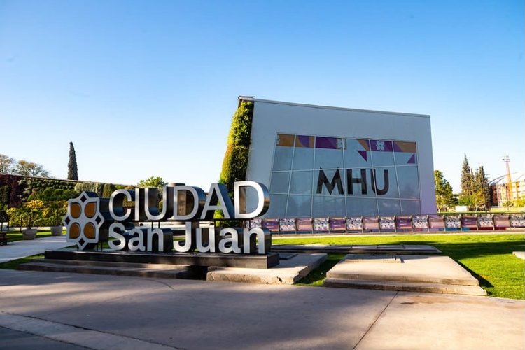Un fin de semana para celebrar a mamá con arte, feria y actividades gratuitas en Capital