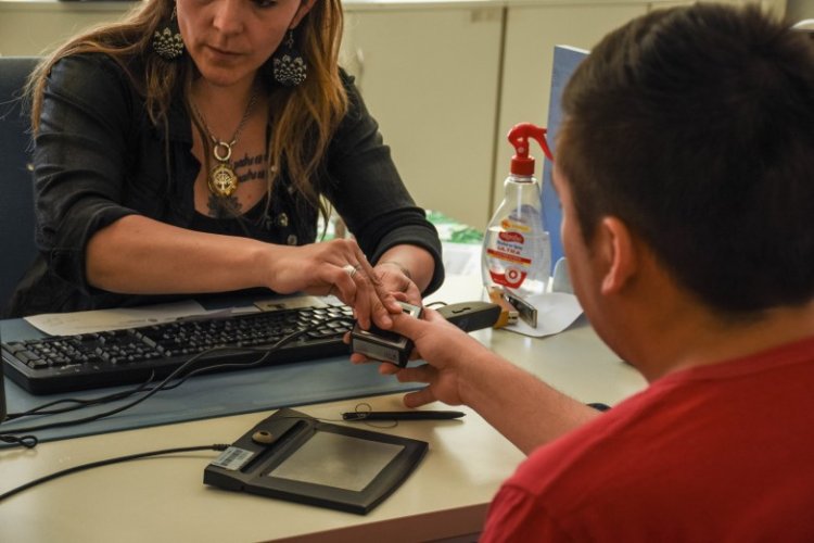 Realizan una actualización del sistema del Registro Civil