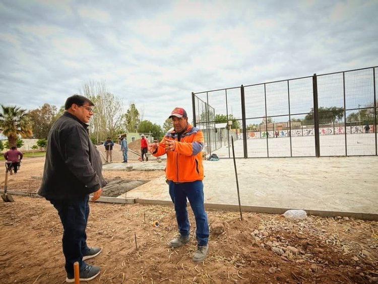 9 de Julio: la nueva cancha multideportiva ya tiene un 70% de avance