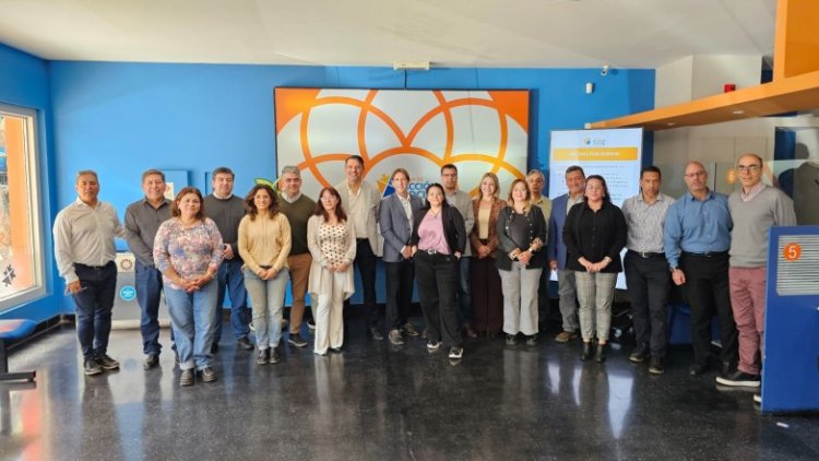 La Caja de Acción Social incorporó nuevos desfibriladores y sus edificios son zonas cardioprotegidas