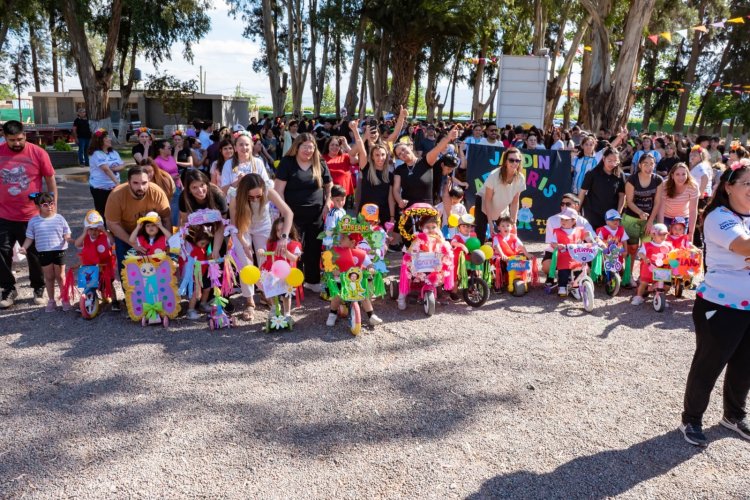 Santa Lucía celebró la tradicional Bicicleteada de los CDI junto a las familias