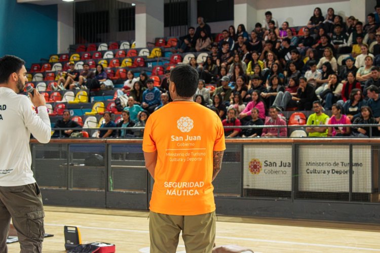 IRONMAN en San Juan: capacitan en RCP y primeros auxilios a 900 voluntarios