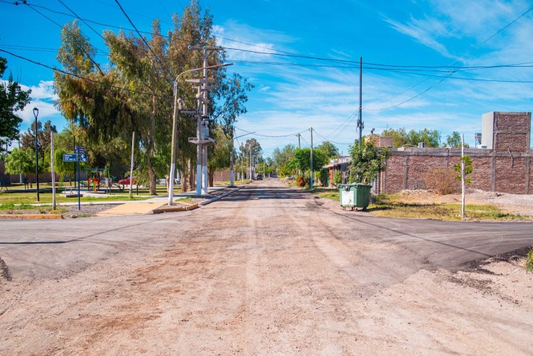 Rivadavia avanza con la pavimentación del loteo, Rumbos con recursos municipales