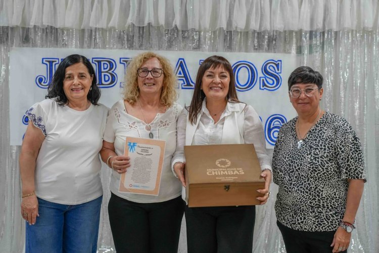 Chimbas reconoció a 37 trabajadores municipales jubilados entre 2023 y 2026